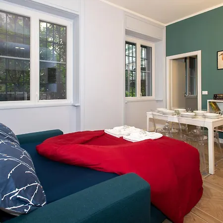 Moscova Living Experience - 2 Bedroom Milano