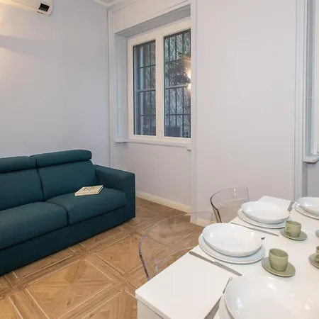 Appartamento Moscova Living Experience - 2 Bedroom Milano