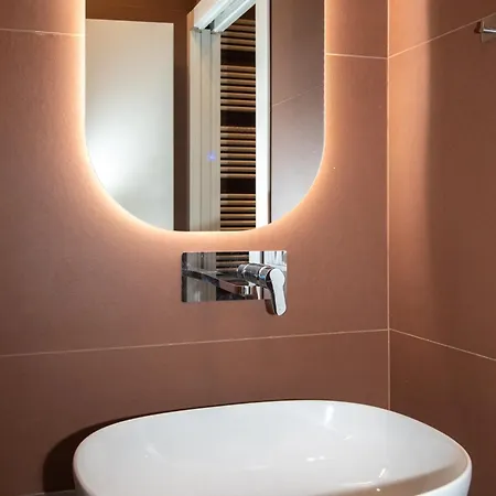 Moscova Living Experience - 2 Bedroom 아파트 *