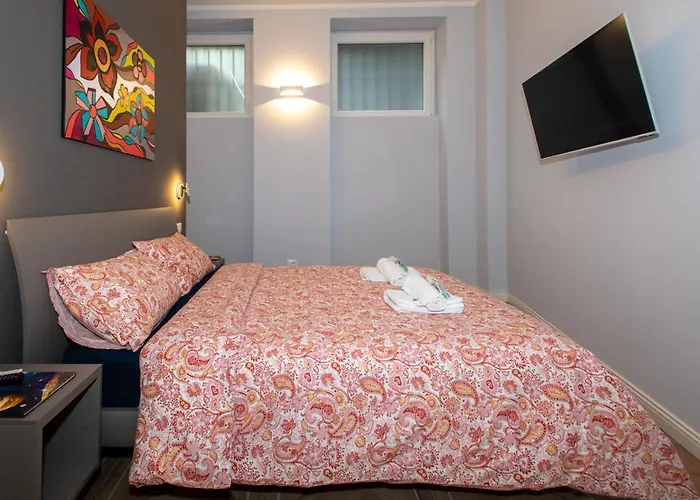 Moscova Living Experience - 2 Bedroom * Milano
