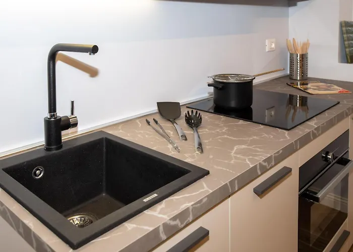 Moscova Living Experience - 2 Bedroom Milano